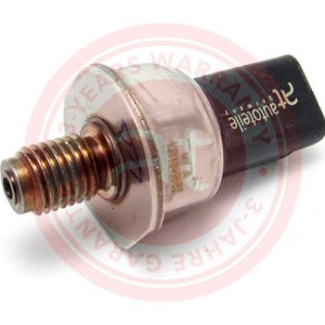 1361913 > Sensor, presión combustible